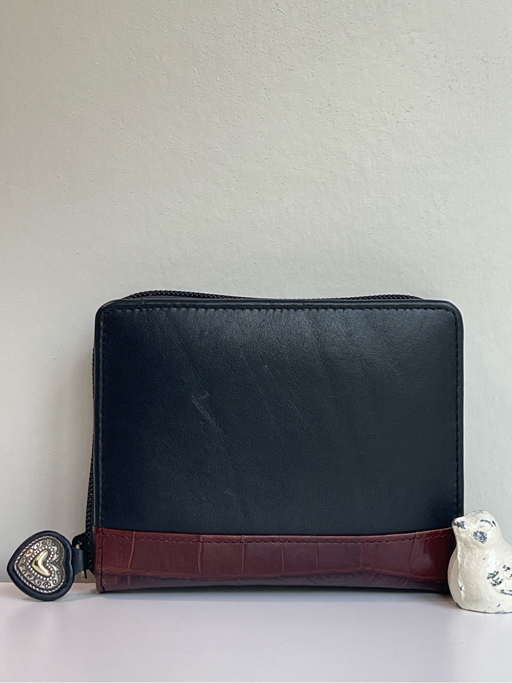 Brighton Vintage Leather Palm Organizer Case - Picture 3 of 16